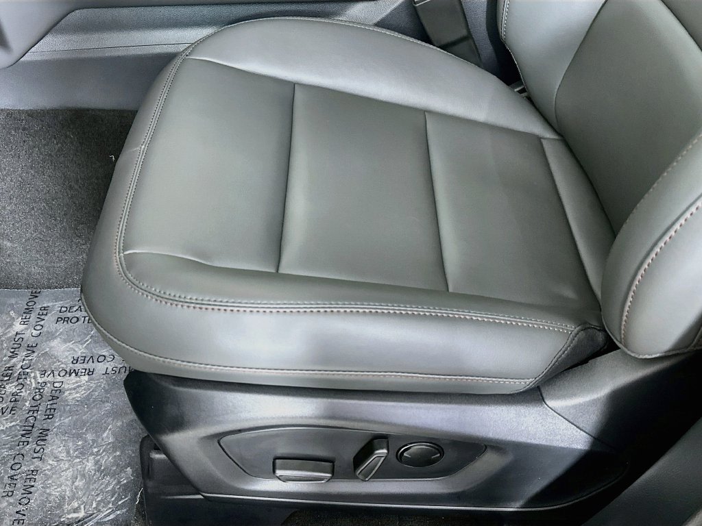 Thumbnail: 2026 Ford Explorer - 31