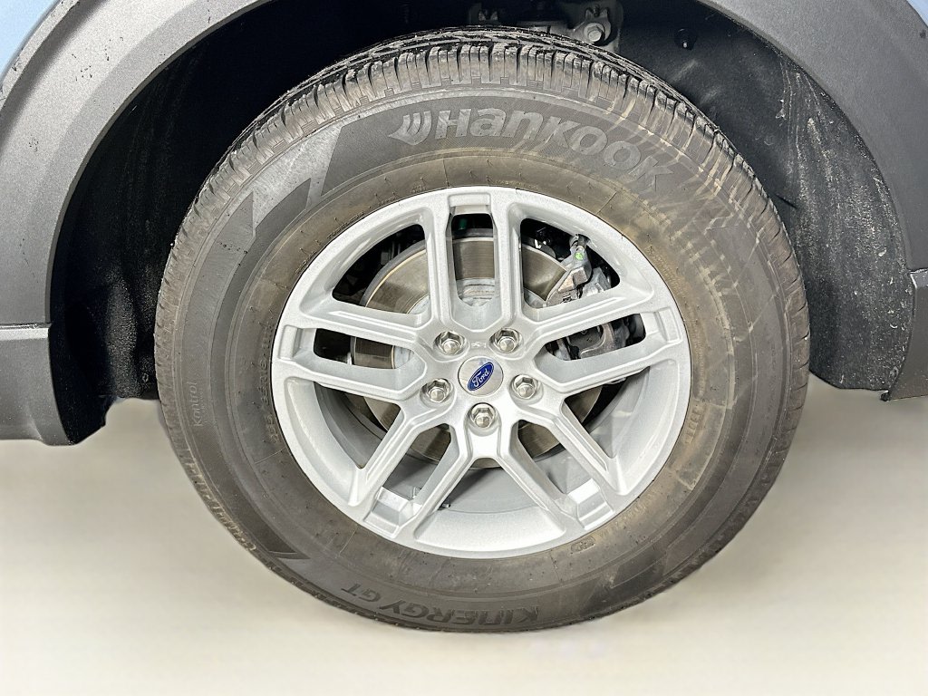 Thumbnail: 2025 Ford Explorer - 8