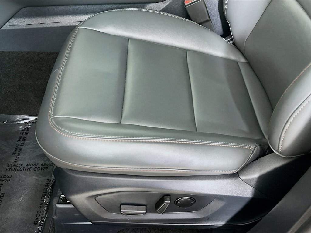 Thumbnail: 2025 Ford Explorer - 29
