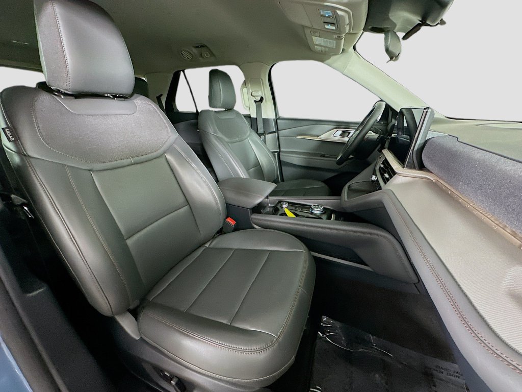 Thumbnail: 2025 Ford Explorer - 12