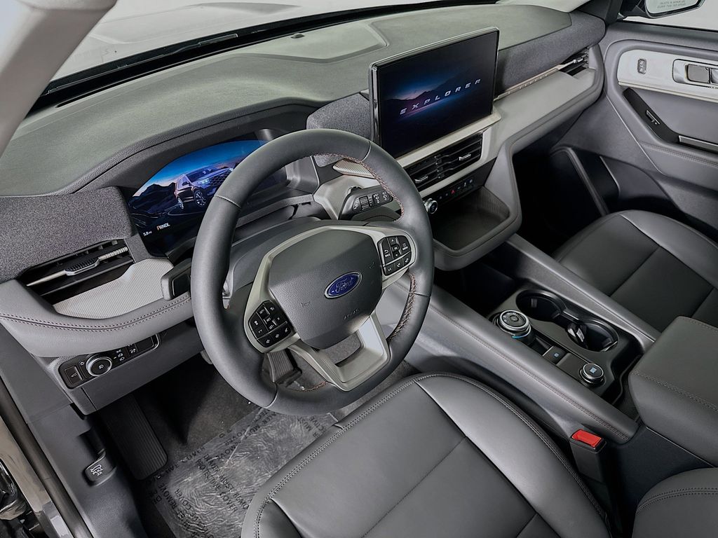 Thumbnail: 2026 Ford Explorer - 2