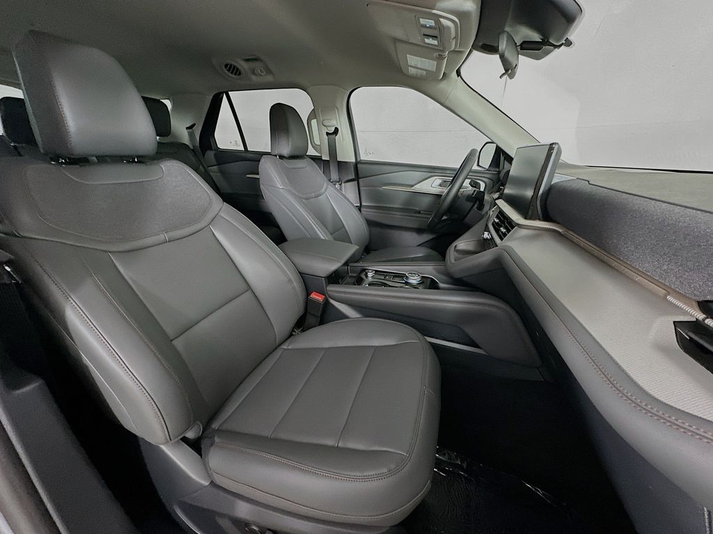 Thumbnail: 2026 Ford Explorer - 12
