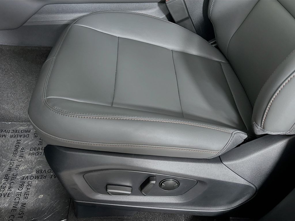 Thumbnail: 2026 Ford Explorer - 30