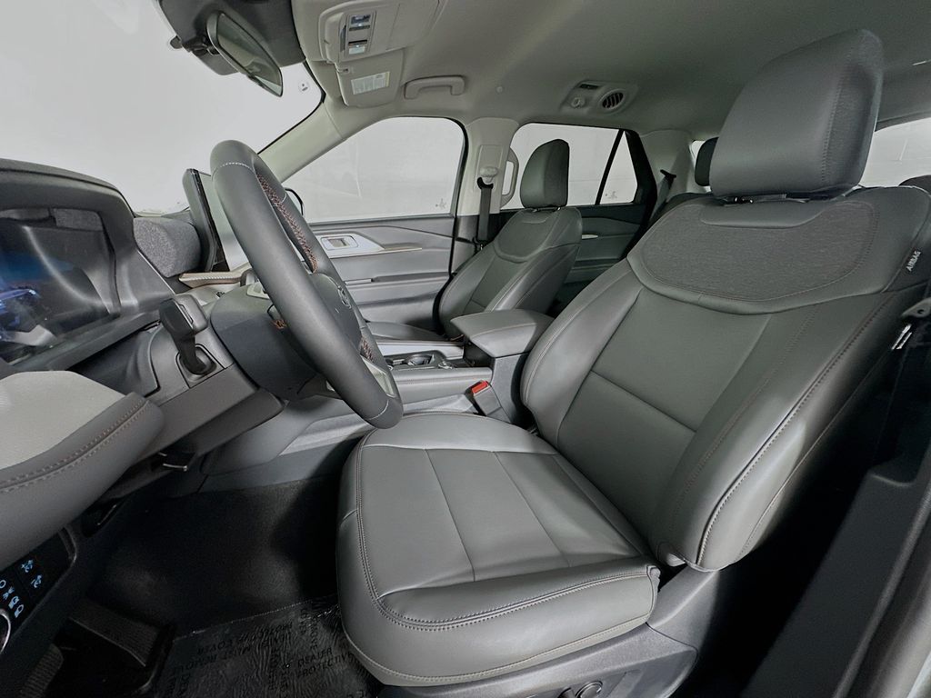 Thumbnail: 2026 Ford Explorer - 11