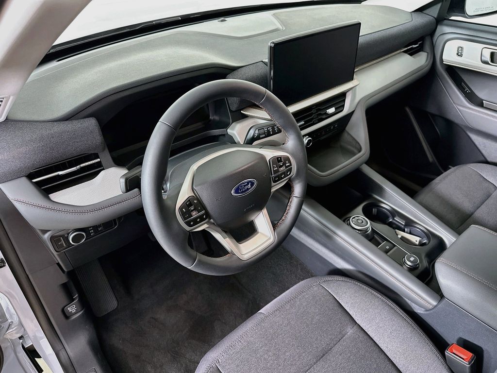 Thumbnail: 2026 Ford Explorer - 2