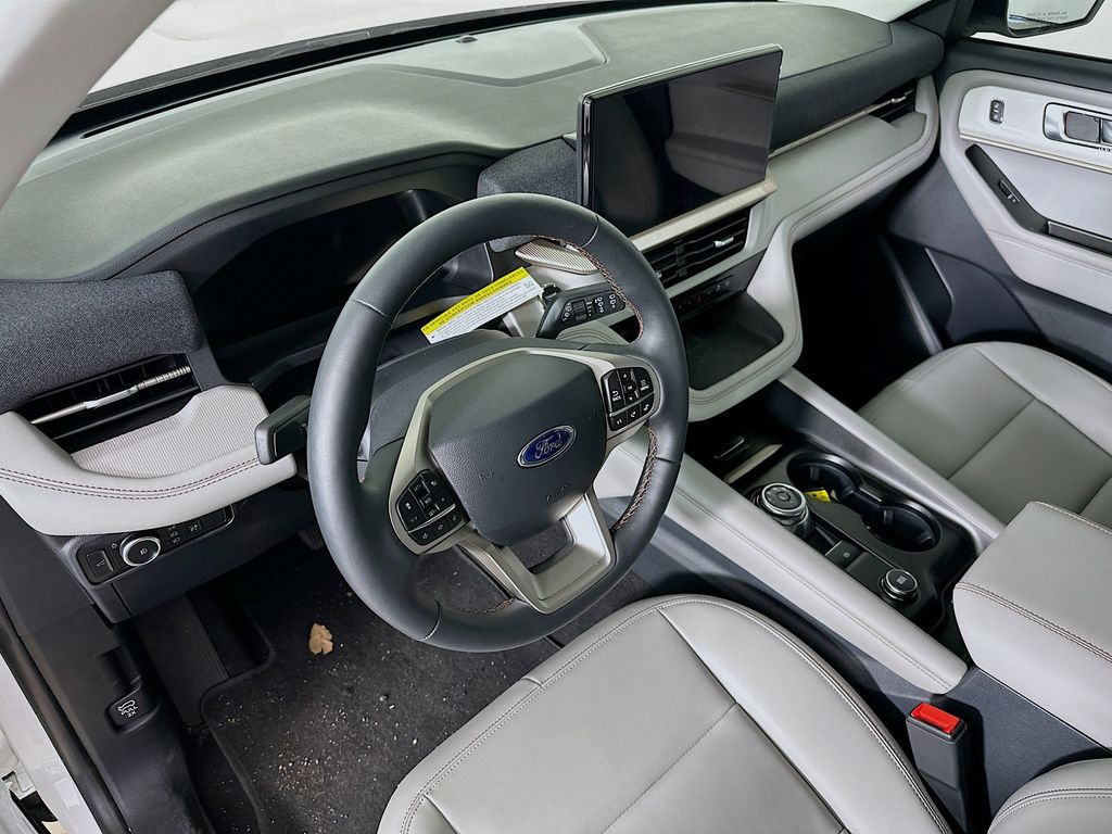 Thumbnail: 2025 Ford Explorer - 2