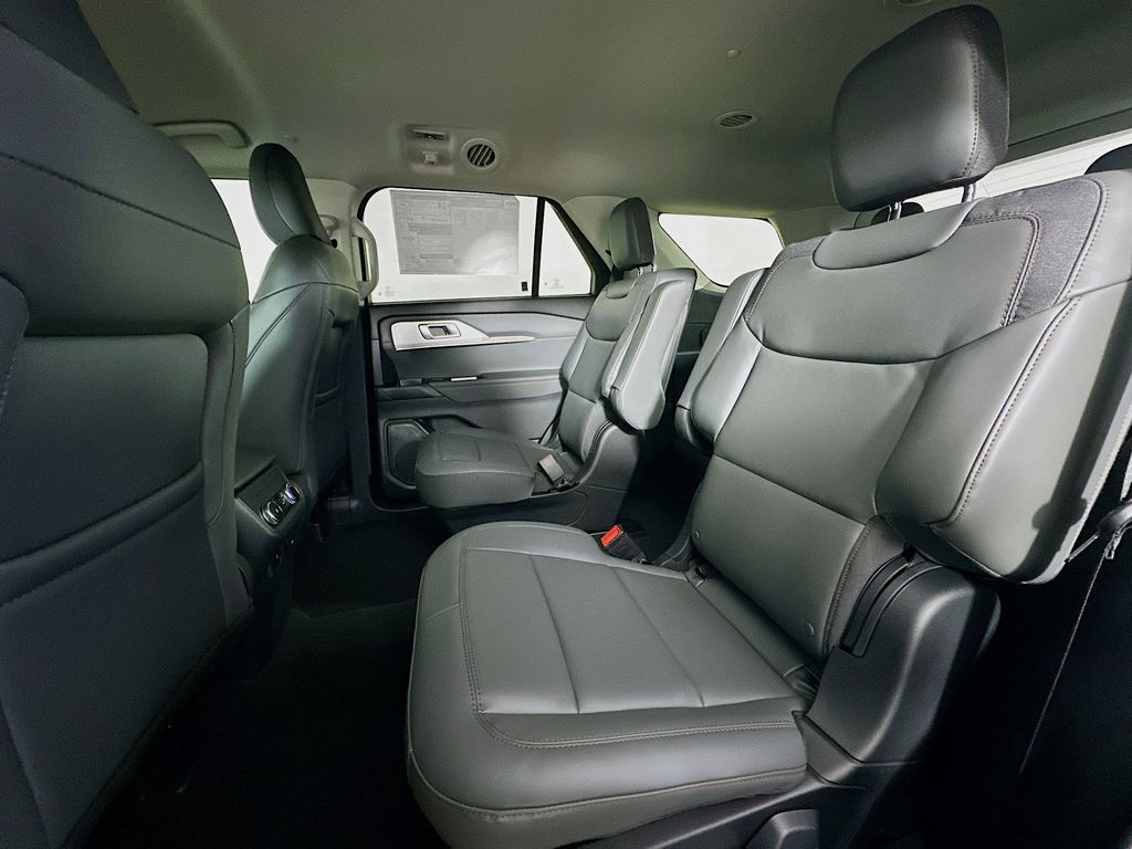 Thumbnail: 2026 Ford Explorer - 13