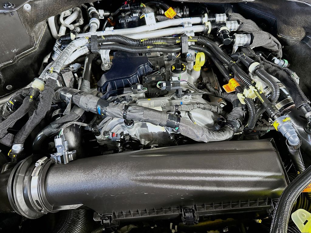 Thumbnail: 2025 Ford Explorer - 9