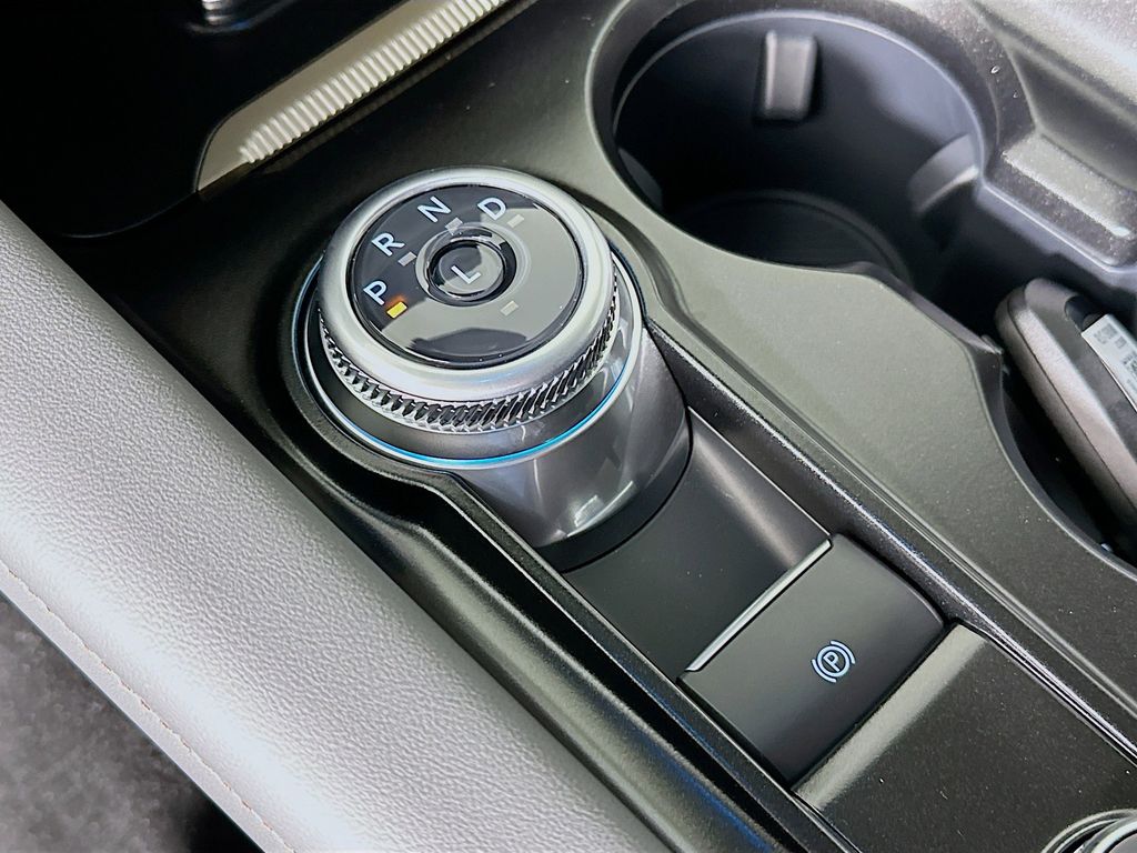 Thumbnail: 2025 Ford Explorer - 23