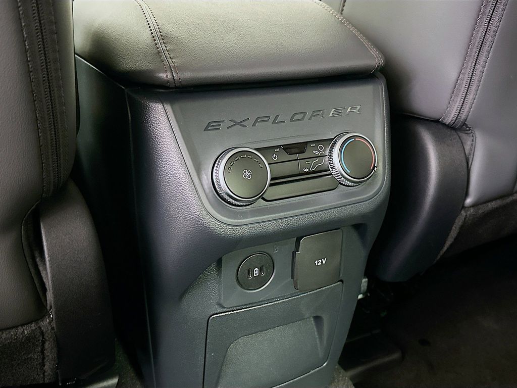 Thumbnail: 2026 Ford Explorer - 21