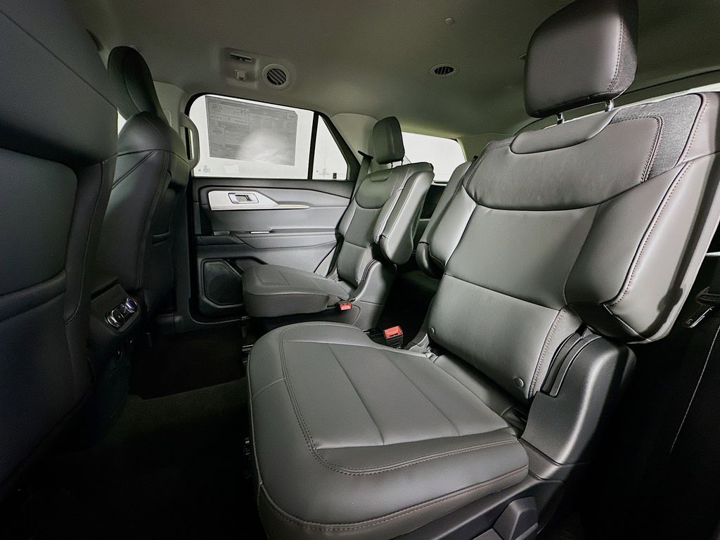 Thumbnail: 2026 Ford Explorer - 13
