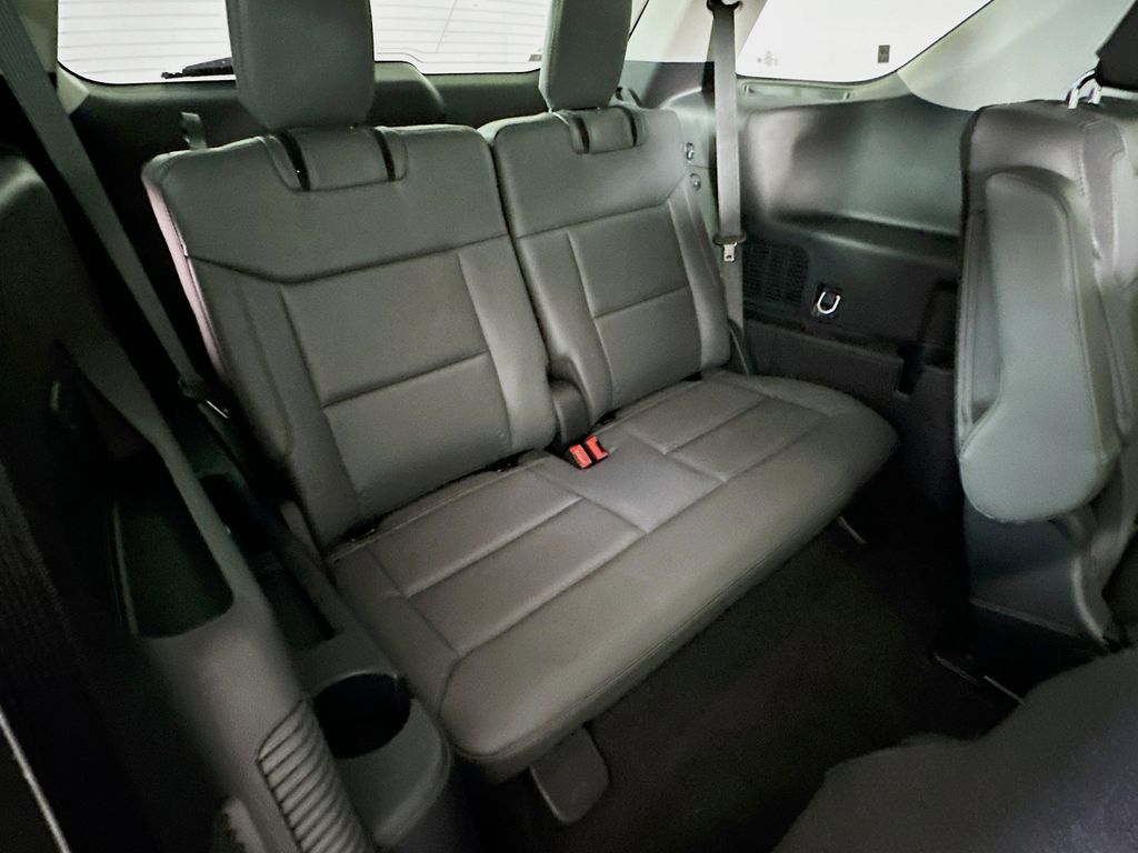 Thumbnail: 2026 Ford Explorer - 31