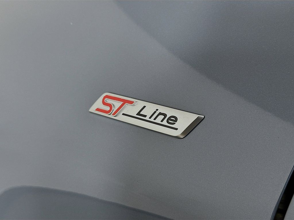 Thumbnail: 2025 Ford Explorer - 7