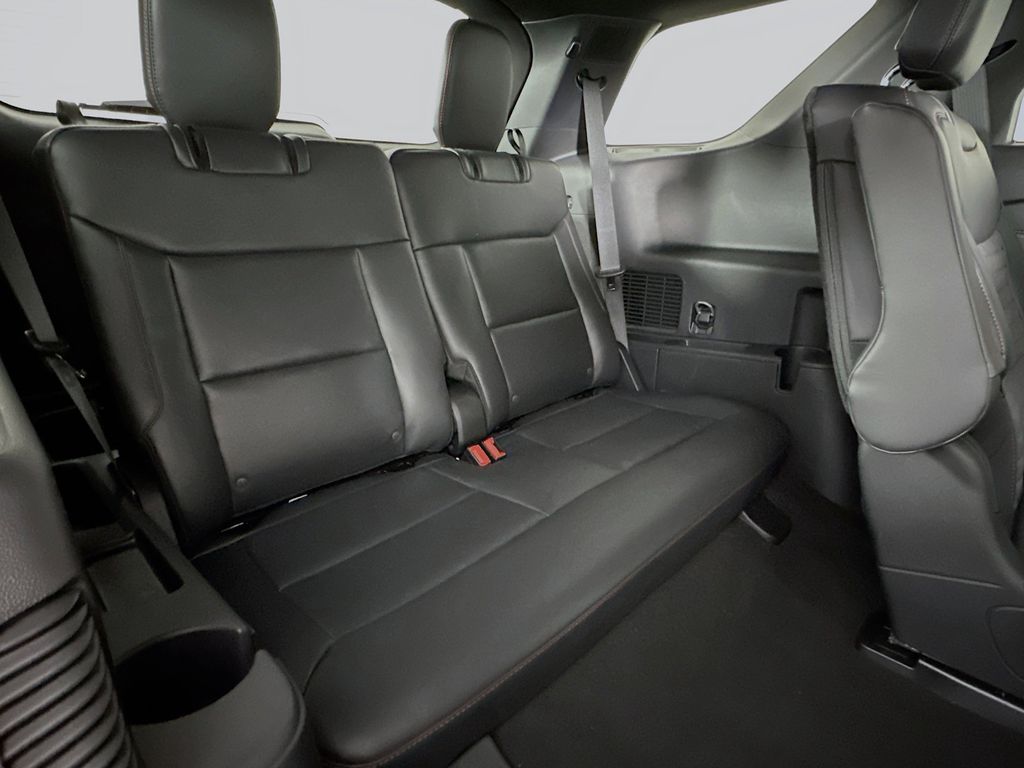 Thumbnail: 2025 Ford Explorer - 31