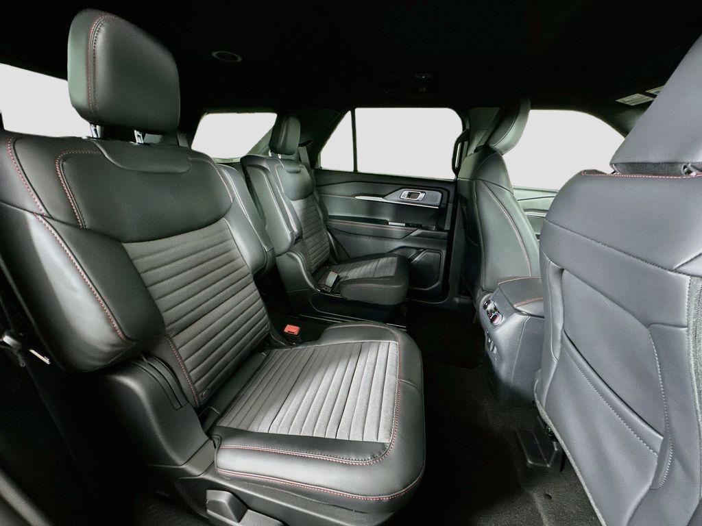 Thumbnail: 2026 Ford Explorer - 33