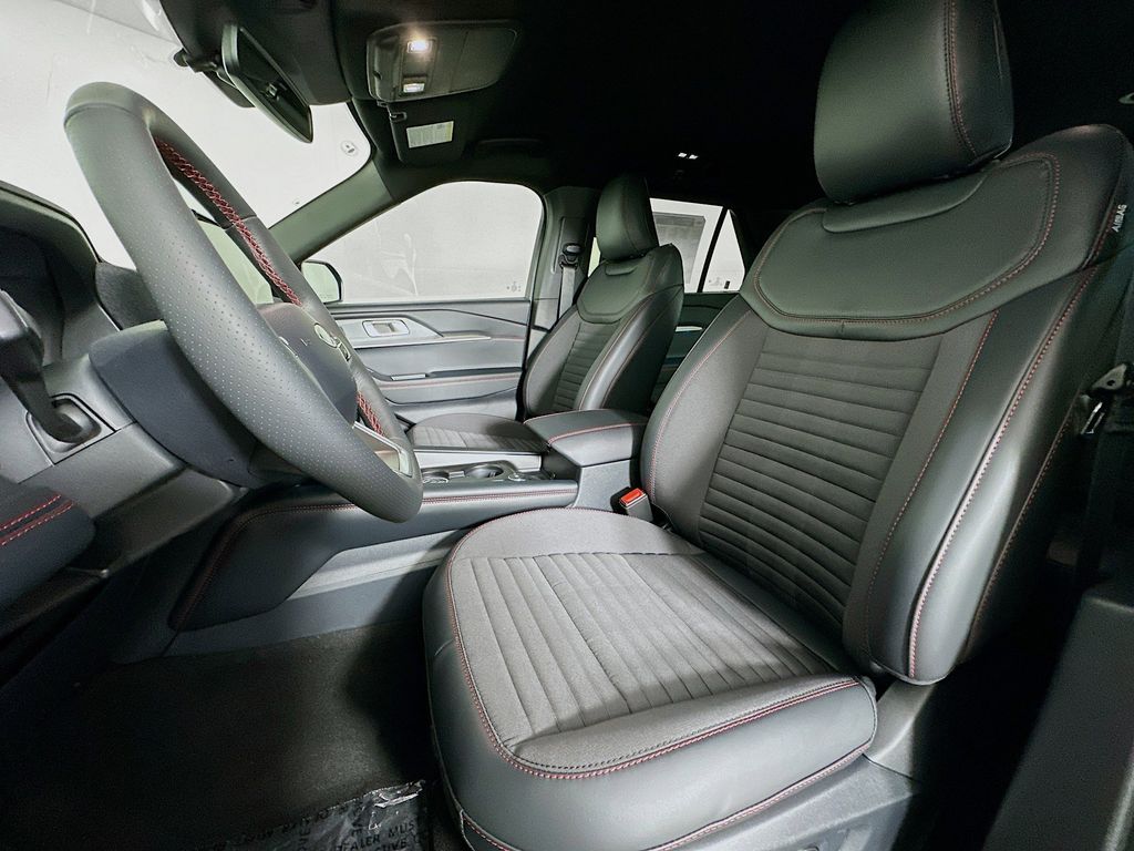 Thumbnail: 2026 Ford Explorer - 11