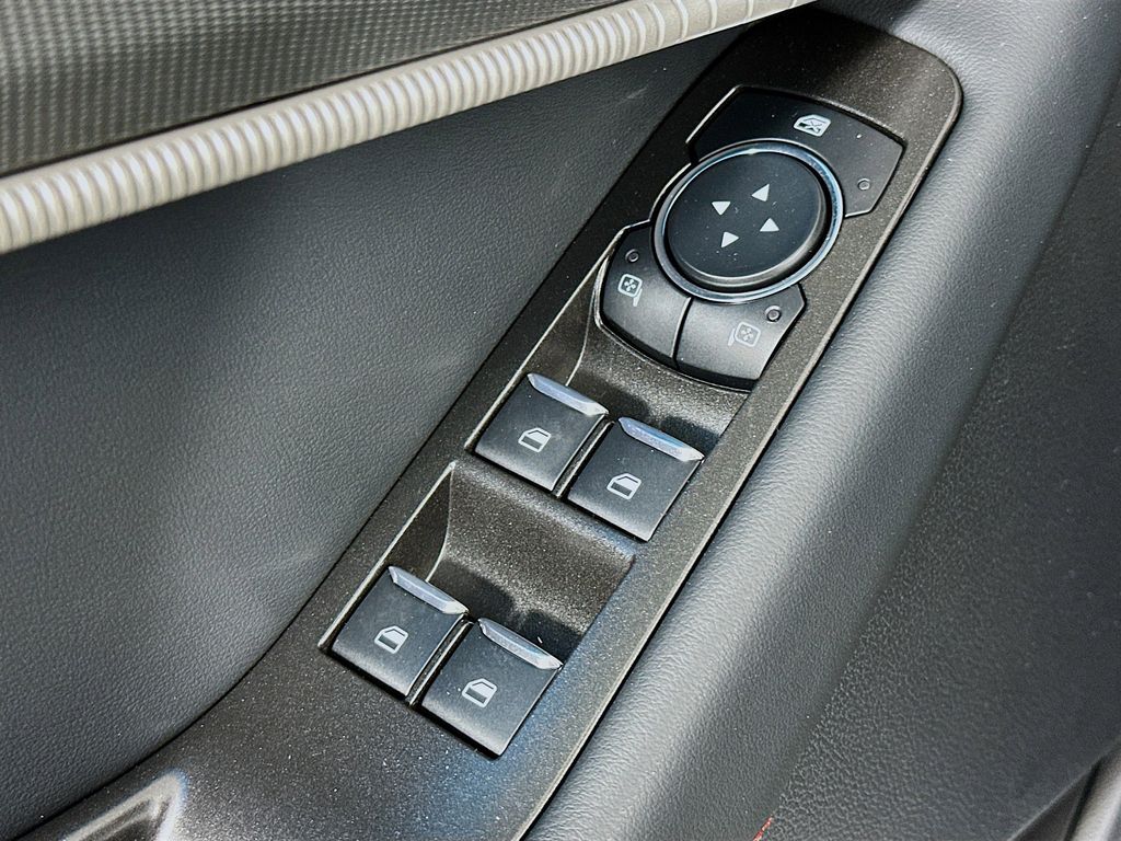 Thumbnail: 2026 Ford Explorer - 30