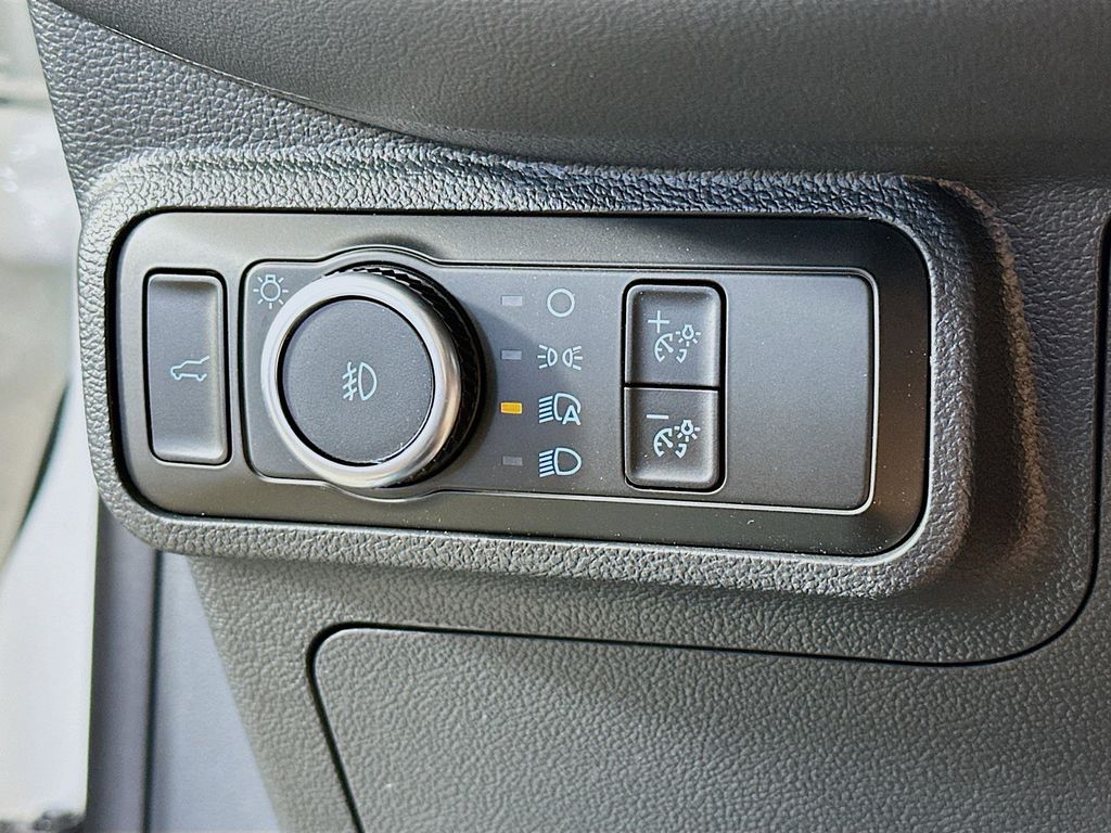 Thumbnail: 2026 Ford Explorer - 27