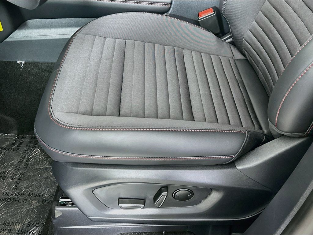 Thumbnail: 2026 Ford Explorer - 30