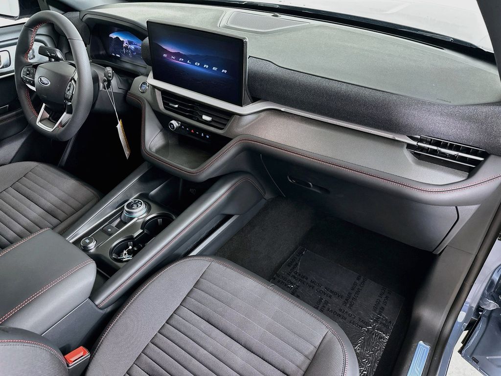 Thumbnail: 2026 Ford Explorer - 33