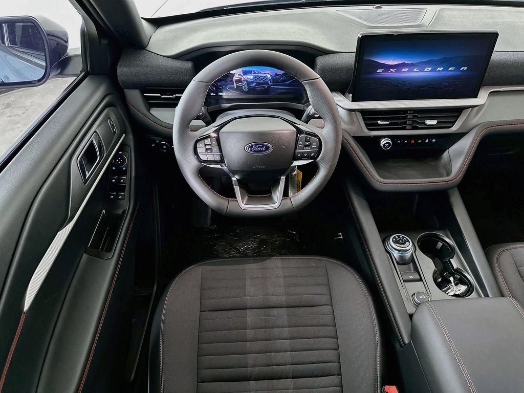 Thumbnail: 2026 Ford Explorer - 10