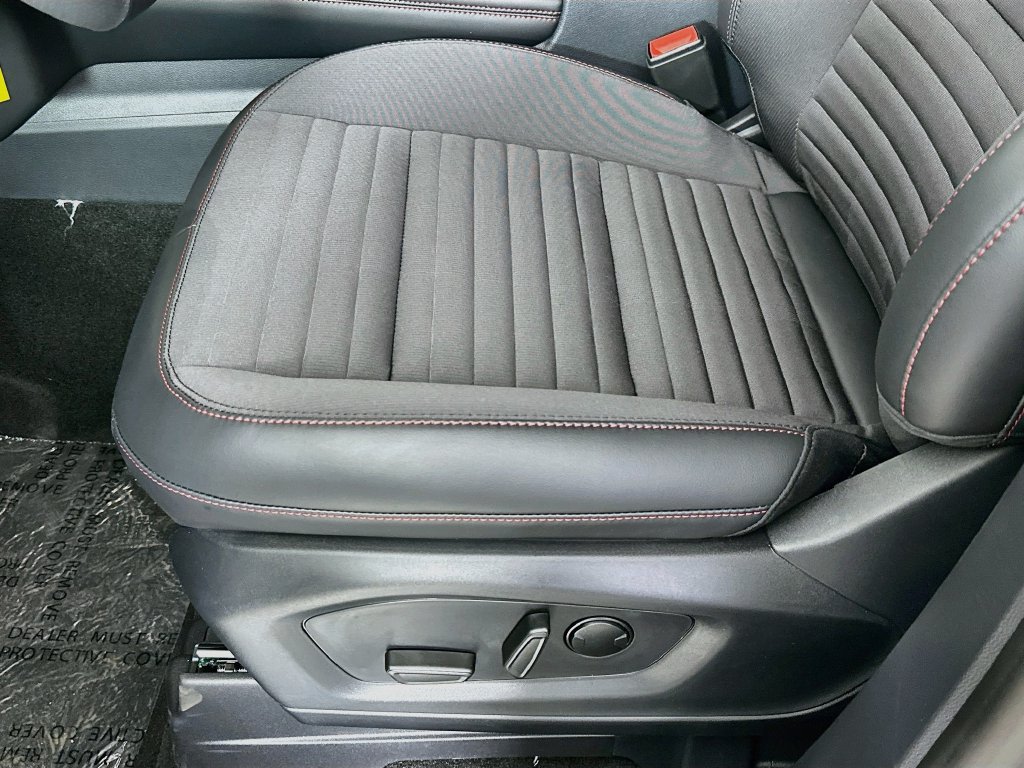 Thumbnail: 2026 Ford Explorer - 30