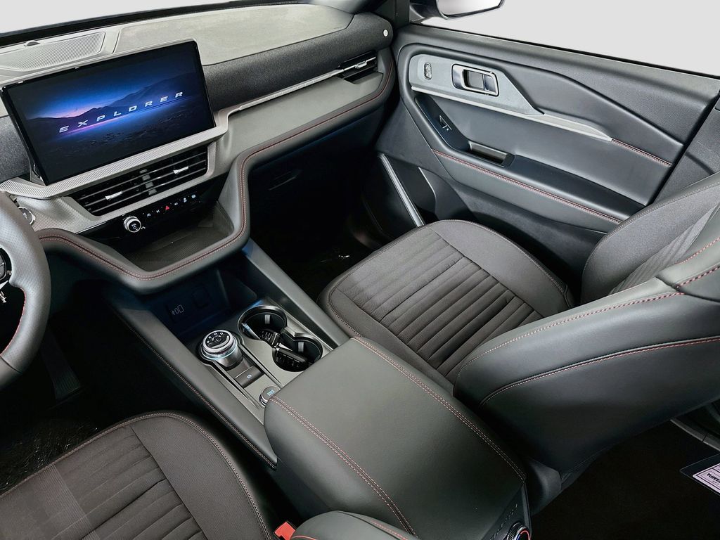 Thumbnail: 2026 Ford Explorer - 14