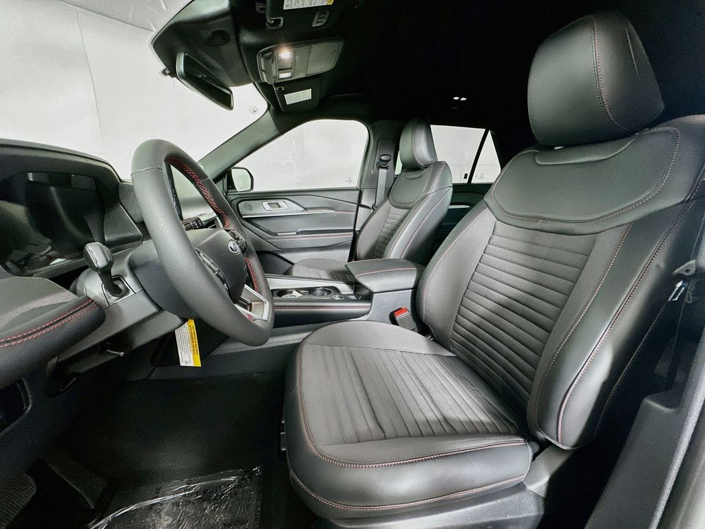 Thumbnail: 2026 Ford Explorer - 10