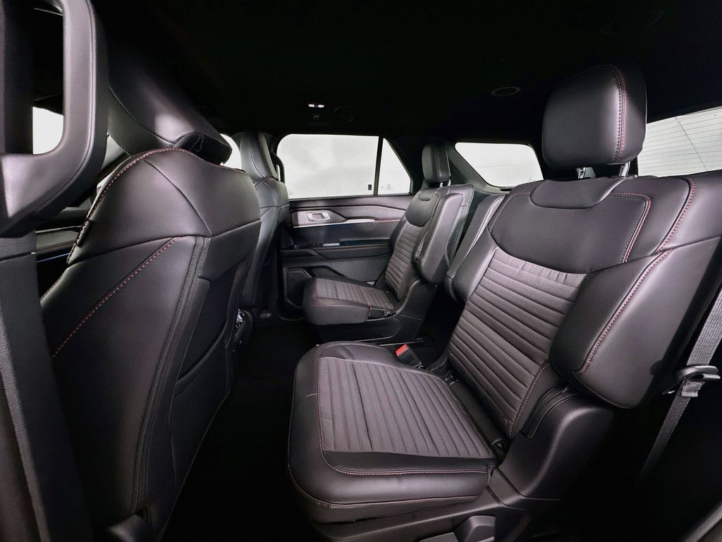 Thumbnail: 2026 Ford Explorer - 12