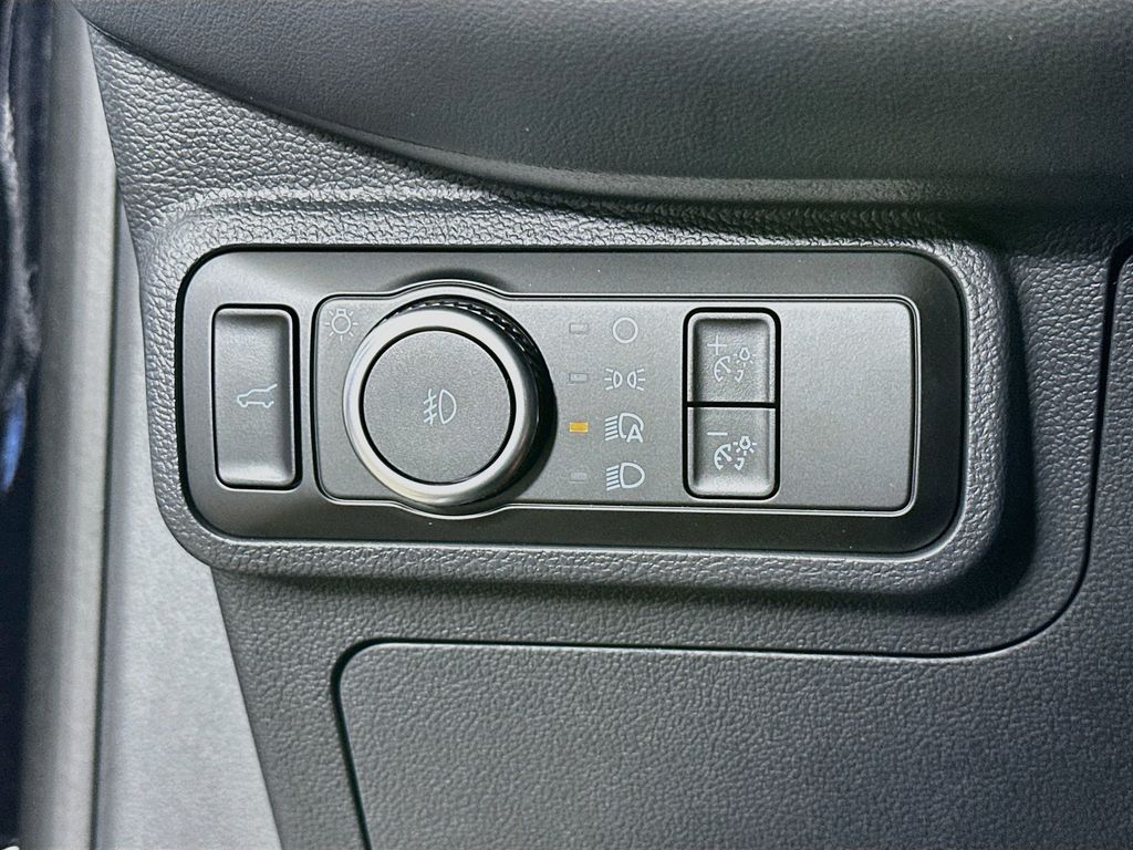 Thumbnail: 2026 Ford Explorer - 26