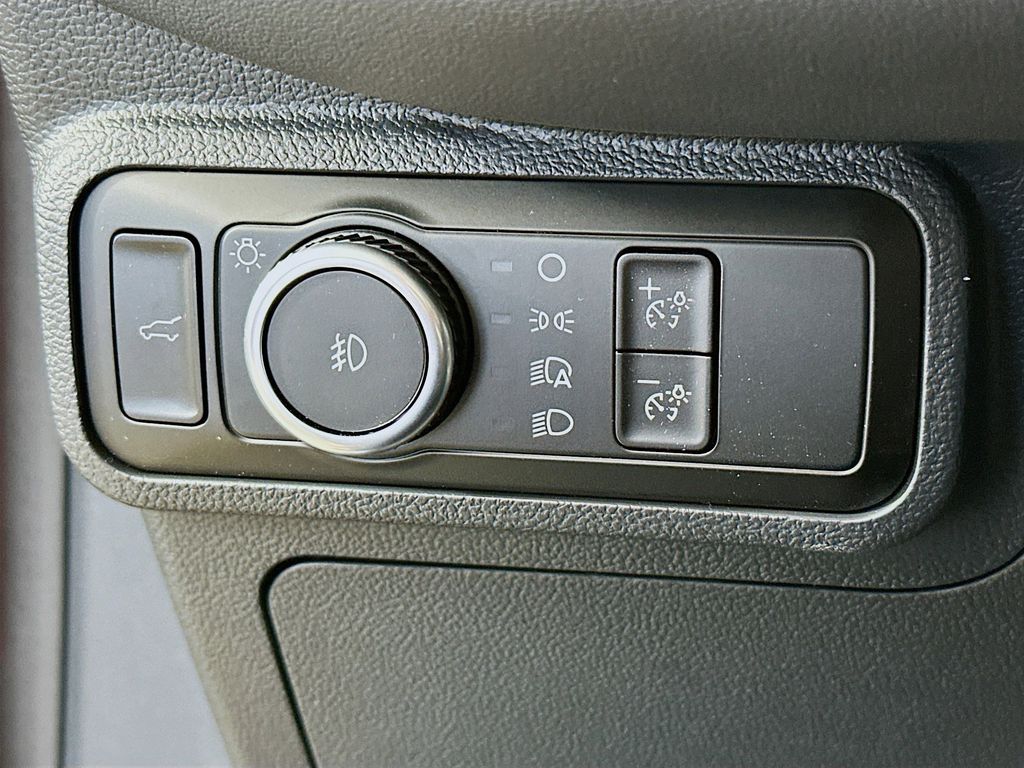 Thumbnail: 2026 Ford Explorer - 26