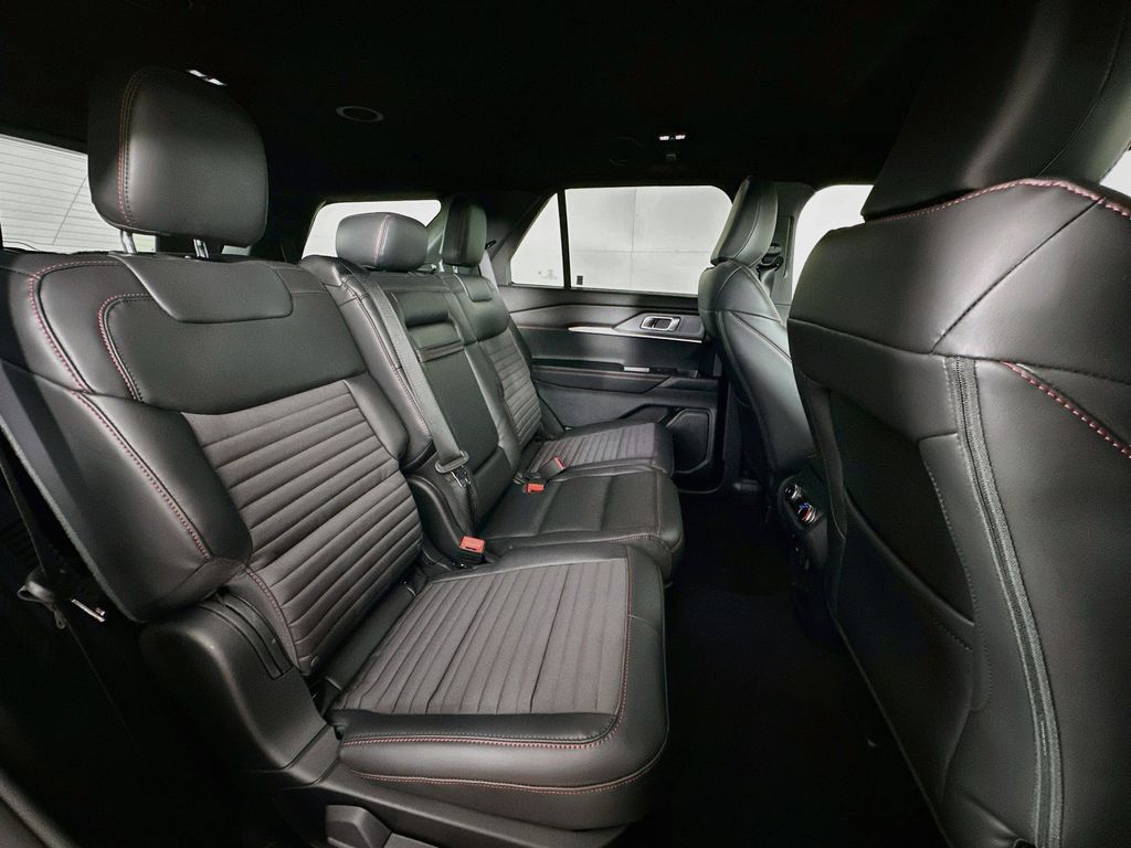 Thumbnail: 2026 Ford Explorer - 32
