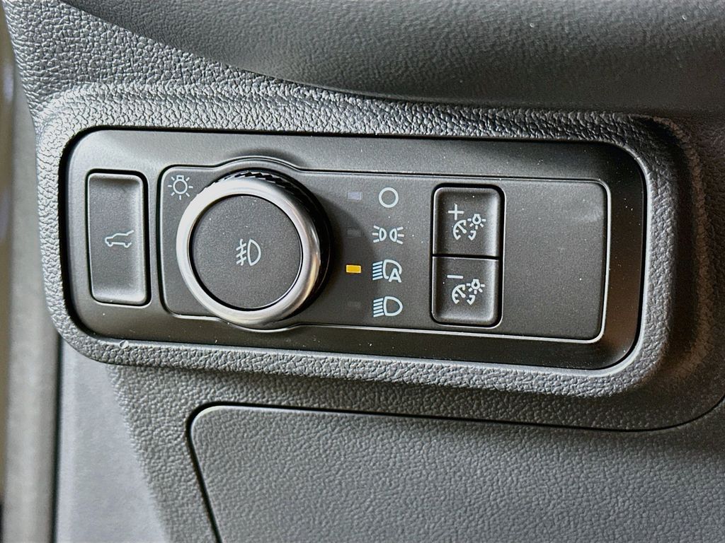 Thumbnail: 2026 Ford Explorer - 27