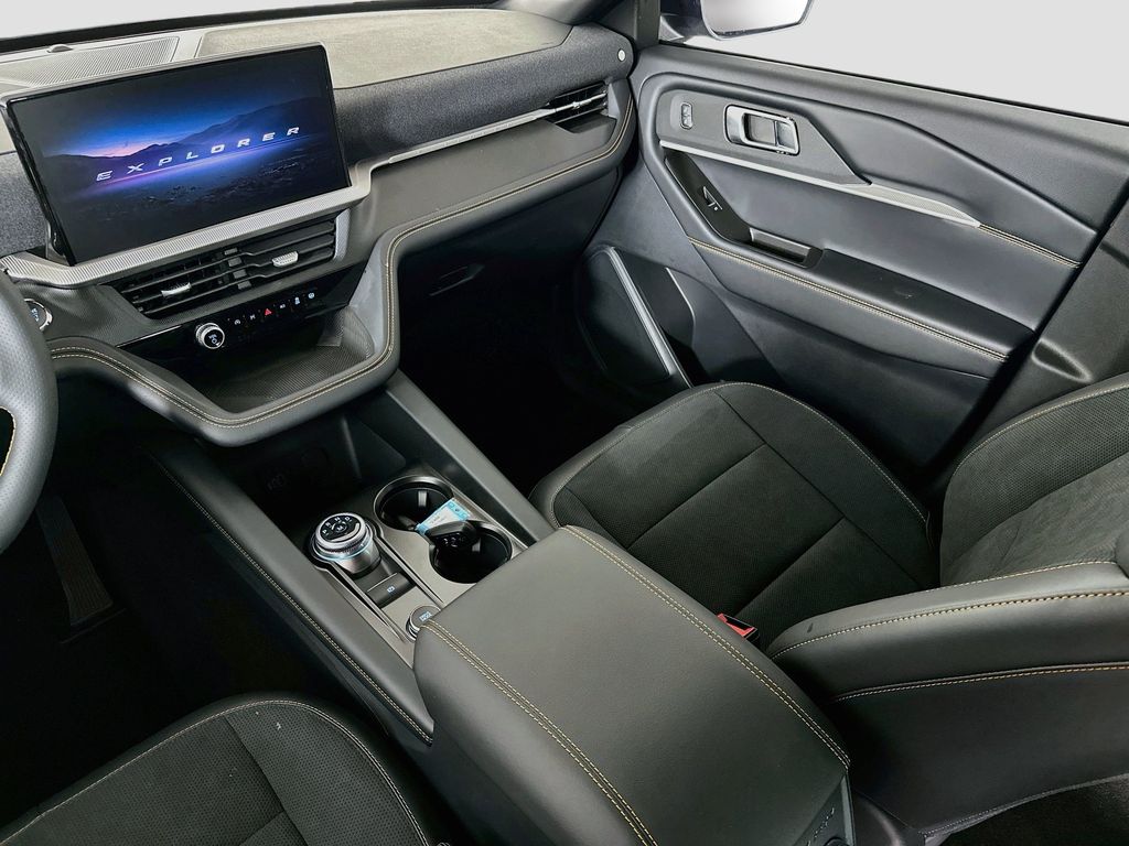 Thumbnail: 2026 Ford Explorer - 14