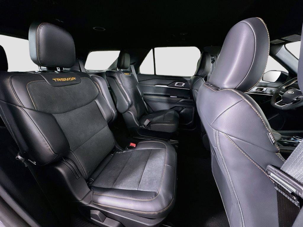Thumbnail: 2026 Ford Explorer - 32
