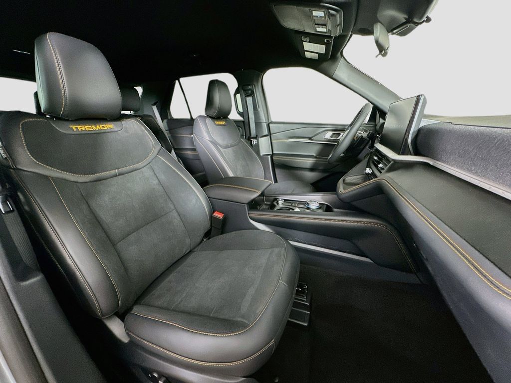 Thumbnail: 2026 Ford Explorer - 12