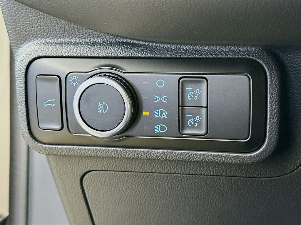 Thumbnail: 2026 Ford Explorer - 26