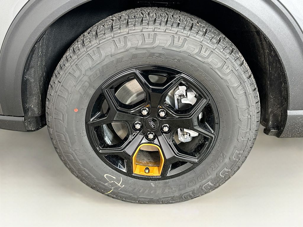 Thumbnail: 2026 Ford Explorer - 8