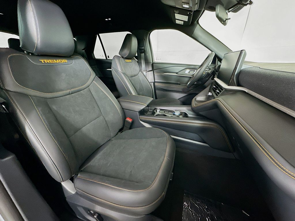 Thumbnail: 2026 Ford Explorer - 12