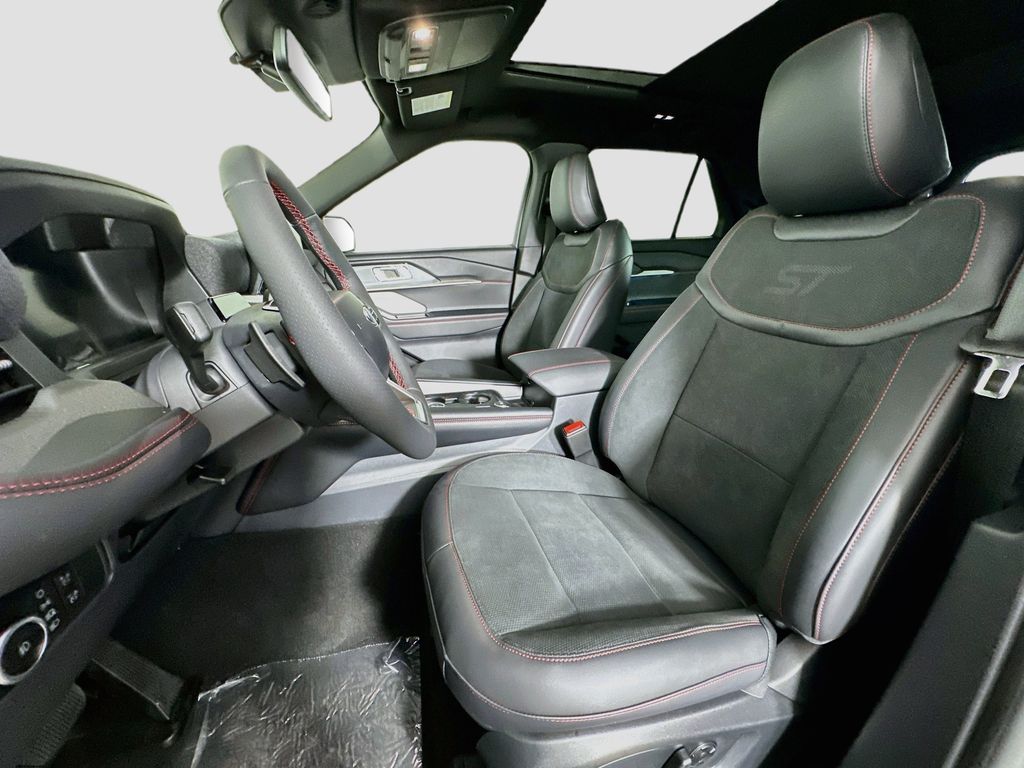 Thumbnail: 2026 Ford Explorer - 10