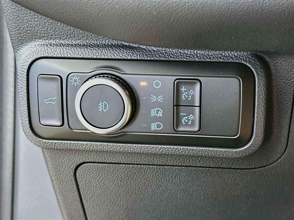 Thumbnail: 2026 Ford Explorer - 27