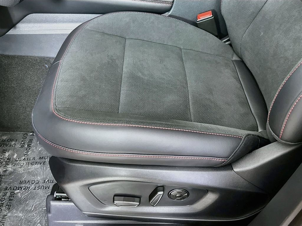 Thumbnail: 2026 Ford Explorer - 31