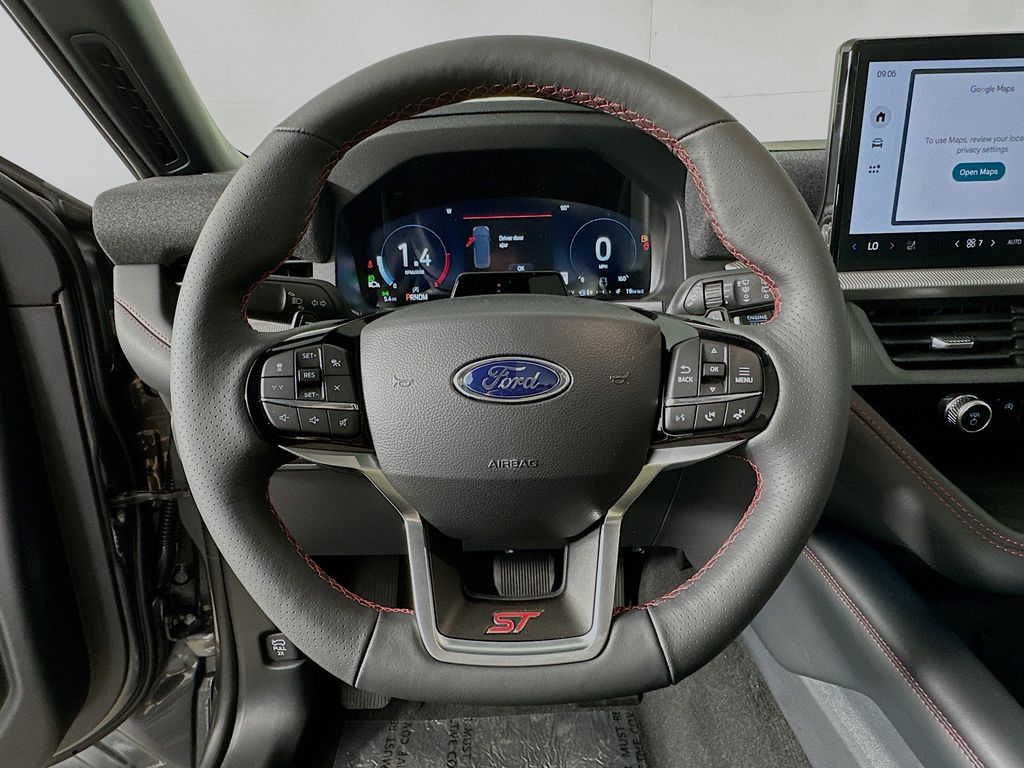 Thumbnail: 2026 Ford Explorer - 14