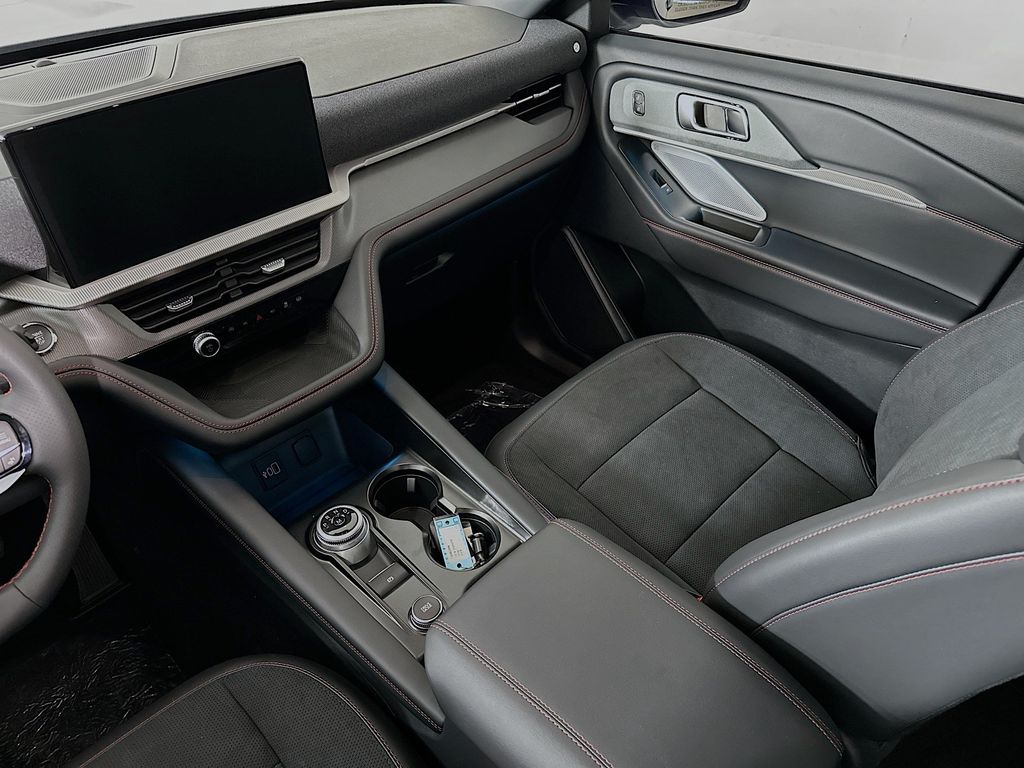 Thumbnail: 2026 Ford Explorer - 17