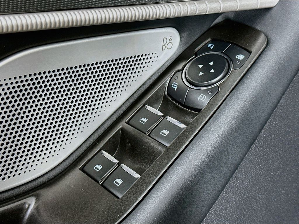 Thumbnail: 2026 Ford Explorer - 29