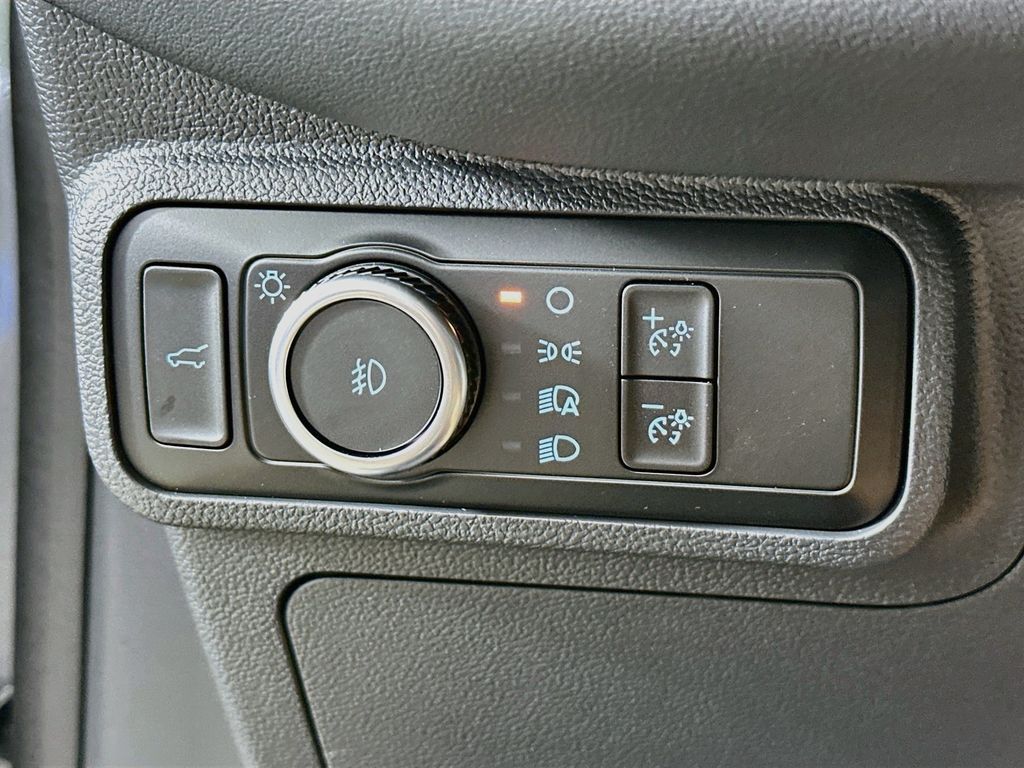 Thumbnail: 2026 Ford Explorer - 26