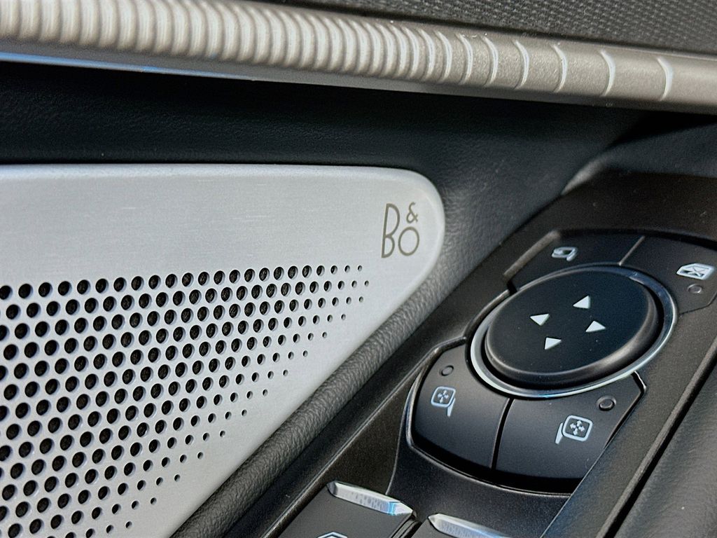 Thumbnail: 2026 Ford Explorer - 30