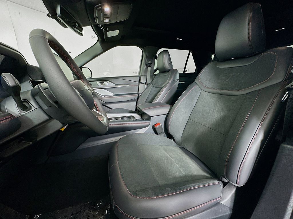 Thumbnail: 2026 Ford Explorer - 10