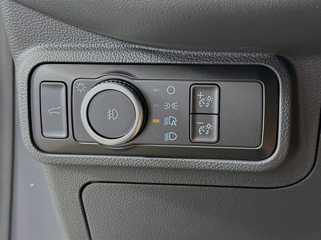 Thumbnail: 2026 Ford Explorer - 26