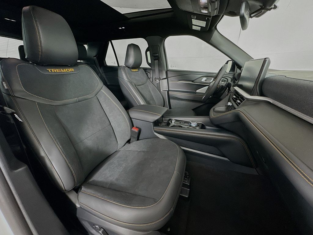Thumbnail: 2026 Ford Explorer - 12